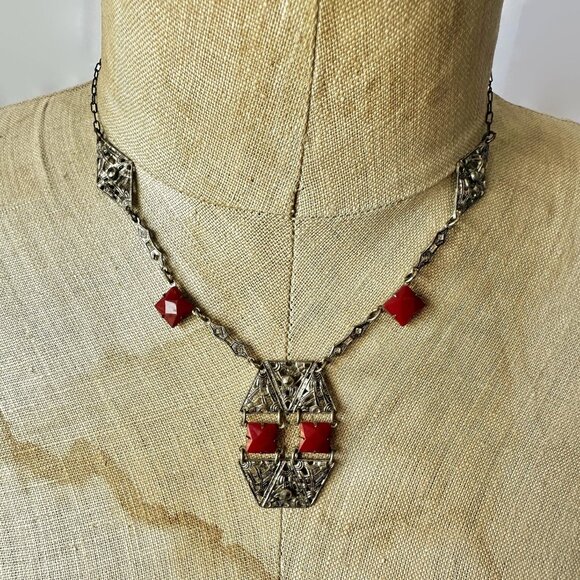 Art Deco Necklace, Silver, Red, Ornate, Faceted, 20s, 30s, Vintage - Picture 1 of 7